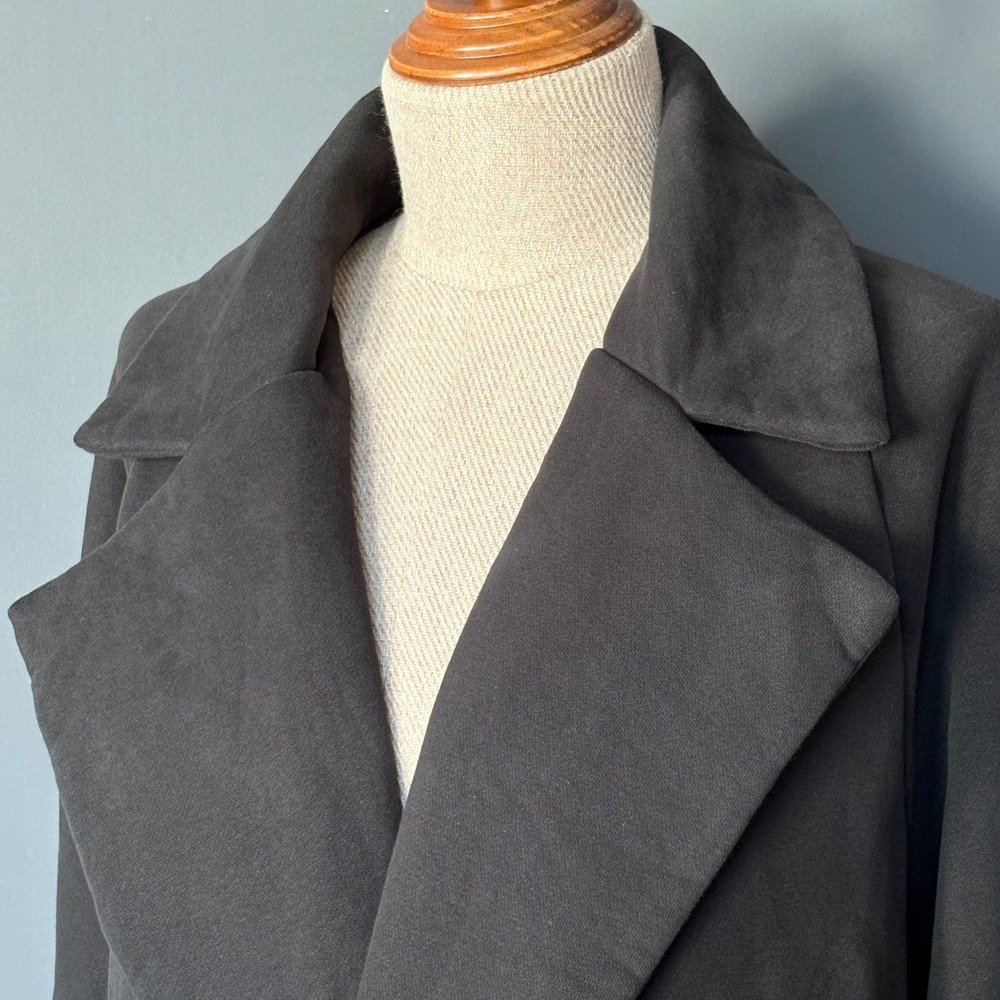 Vuori Restore Trench Coat | Terry Fleece Duster | Size Med | Charcoal Black